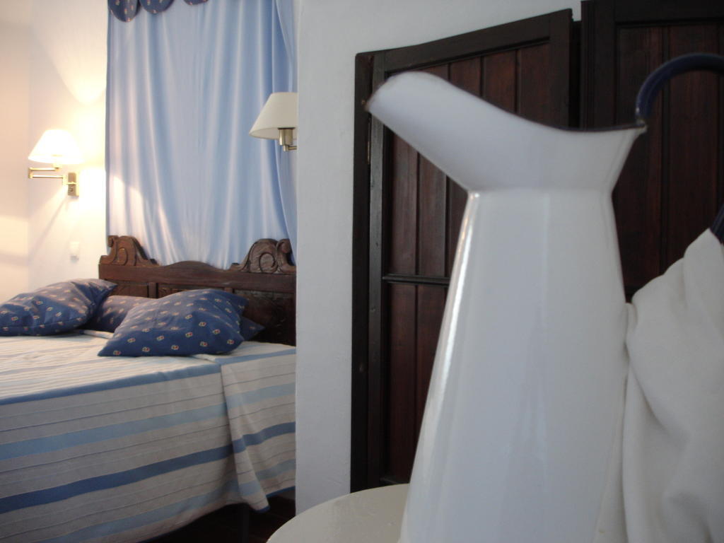 Horta Do Muro Guest House Campo Maior Room photo